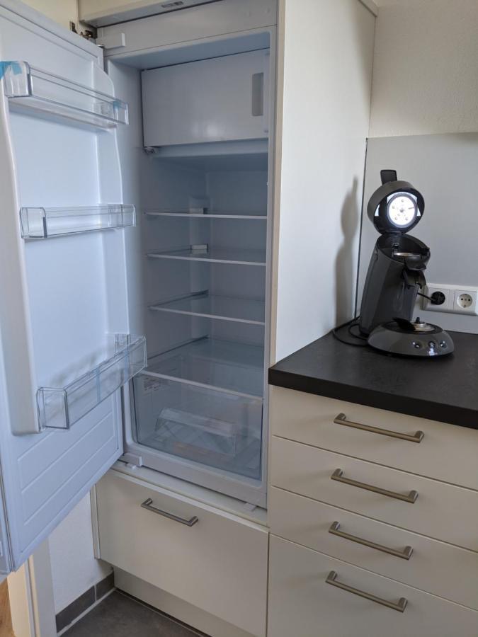 Cozy Apartment With Parking Garage Near Outlet Metzingen  Buitenkant foto